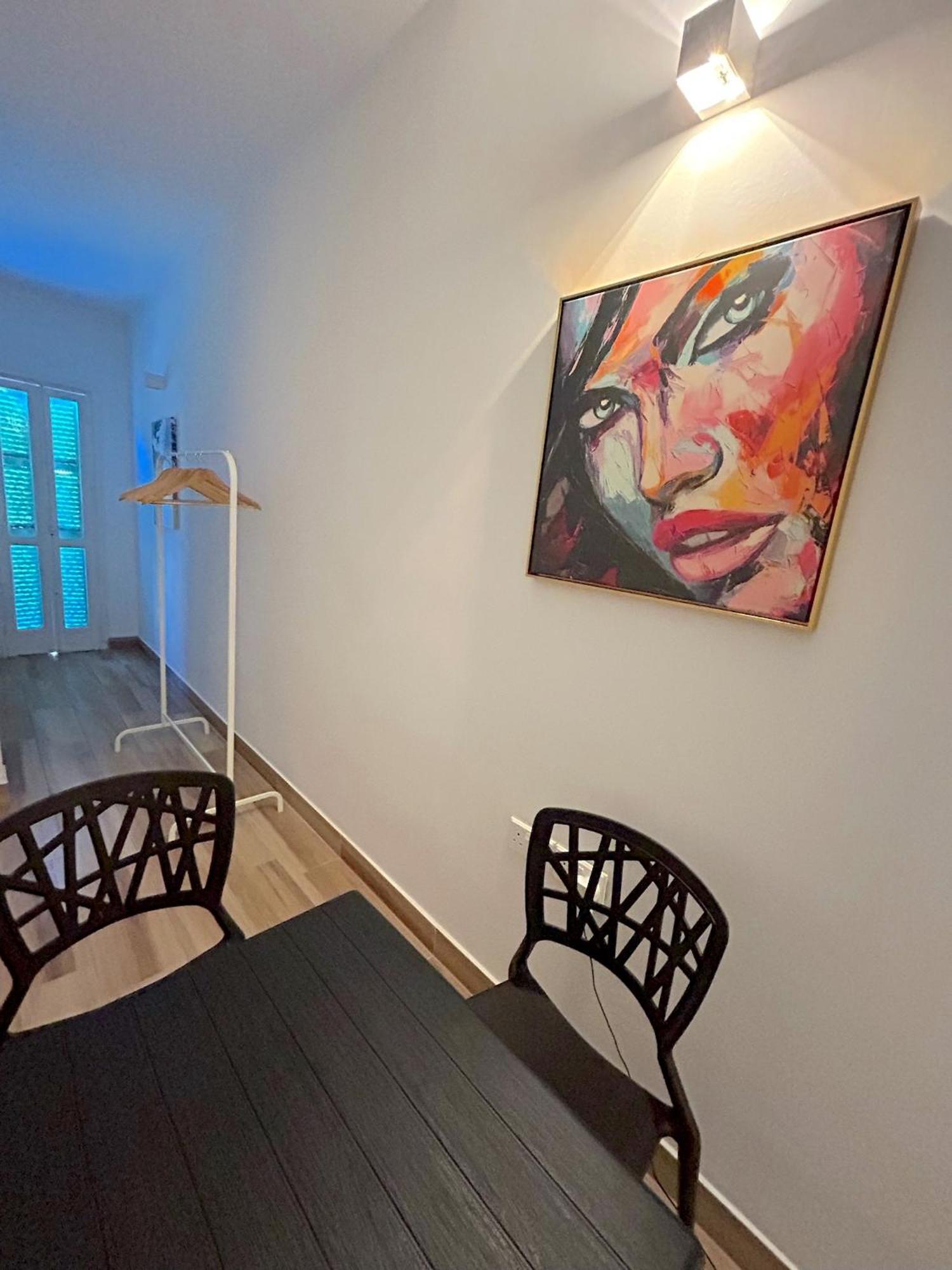 Queen Regina Suites By Platform 357 Nikosia Exterior foto