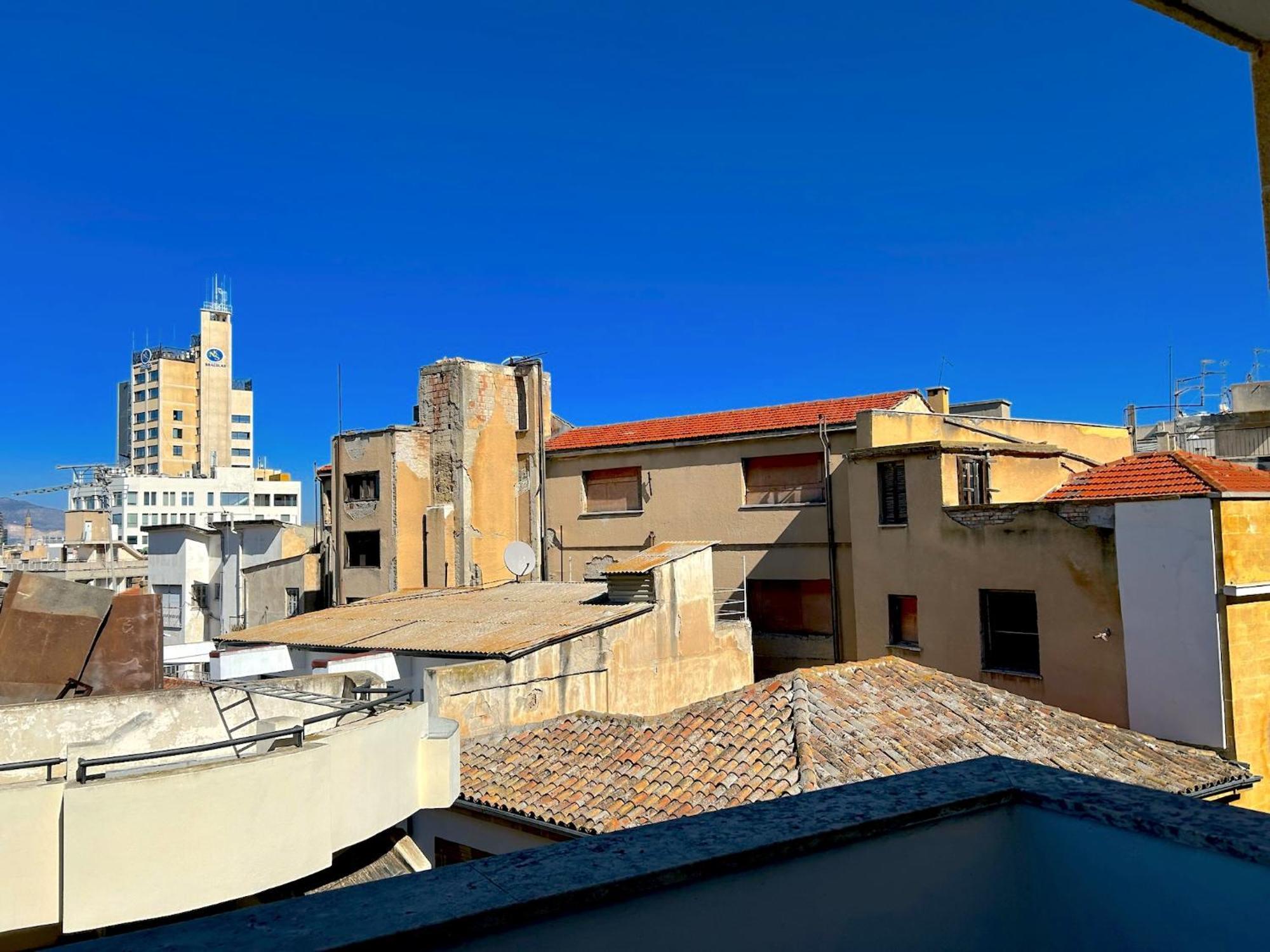 Queen Regina Suites By Platform 357 Nikosia Exterior foto
